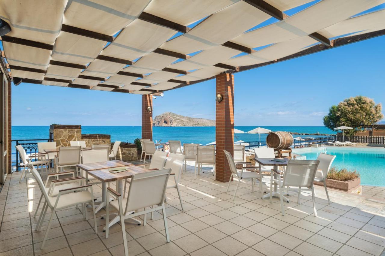 Hotel Haris On The Beach Agia Marina 外观 照片